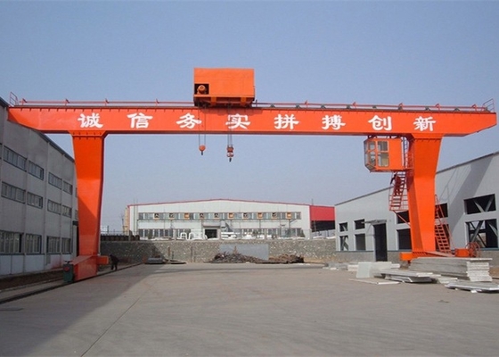 CE MG 39.4m / Min 32/5 Ton Double Girder Gantry Crane لرفع الأحمال الثقيلة