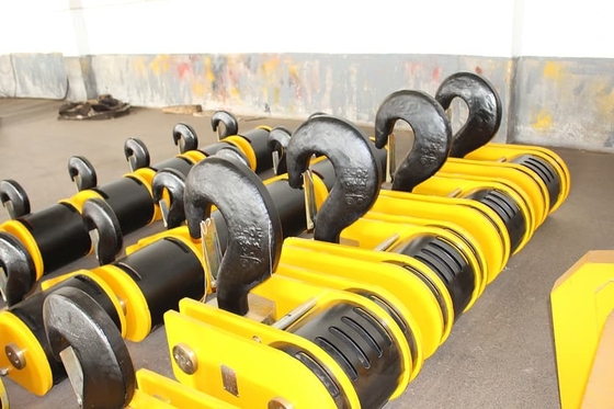 ISO FEM DIN Crane Spare Parts Hook Block Assembly مع بكرة الحزم