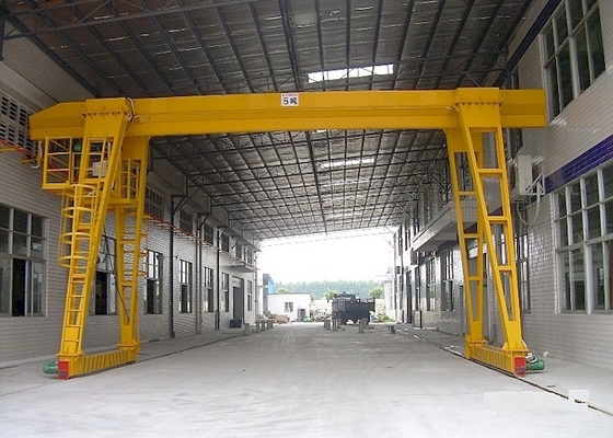20m / Min 7.5m-35m Span Single Girder Gantry Crane تطبيق واسع