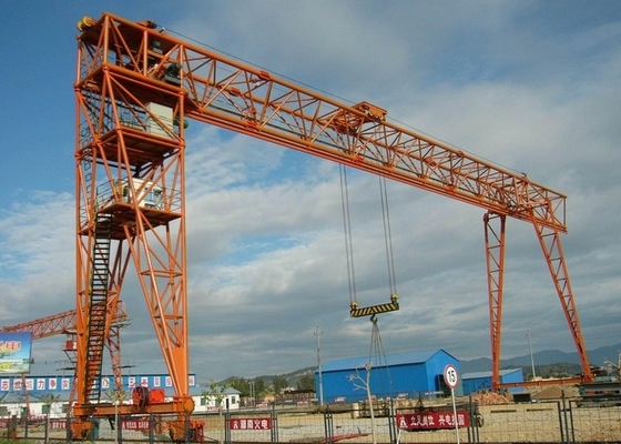 Span 6M-50M 20T to 900T Truss Bridge Crane المستخدمة في البناء