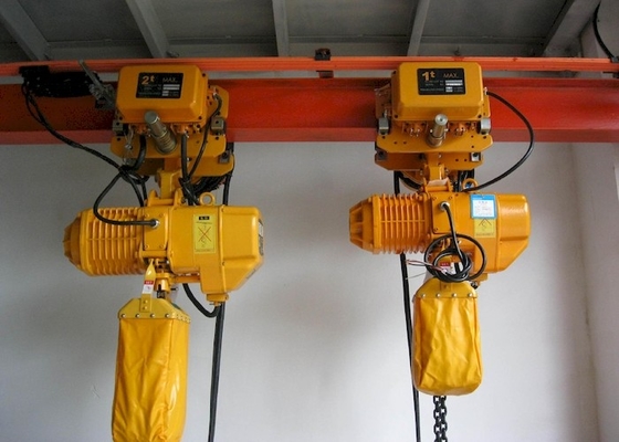 الإرتفاع المنخفض 0.5T-50T سلسلة الرافعة الكهربائية 81db معدات الرفع الصناعية