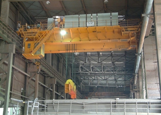 380v 50hz Steel Mill Ladle Crane 20/5 طن إلى 63/10 طن رافعة مسبك المعادن