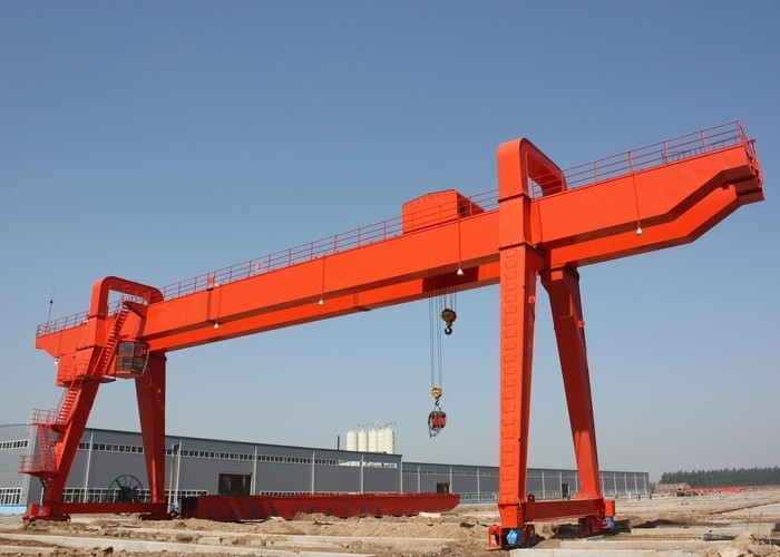 CE Electric A5 16 / 3.2T Double Girder Gantry Crane 5.9-11.3m / Min سرعة الرفع